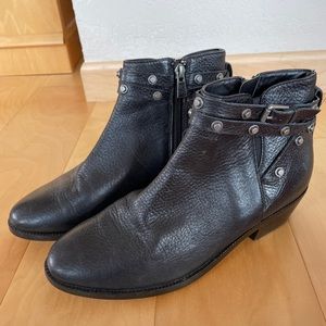 Halogen Black Leather Booties